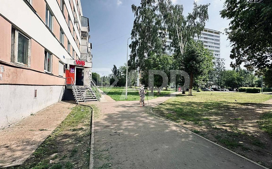 Продаётся помещение с действующим арендатором фото