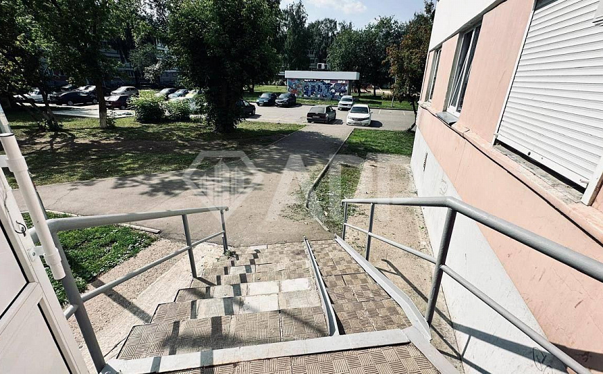 Продаётся помещение с действующим арендатором фото