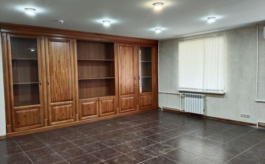 Сдам помещение свободного назначения, 181 м2 фото