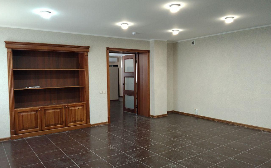 Сдам помещение свободного назначения, 181 м2 фото