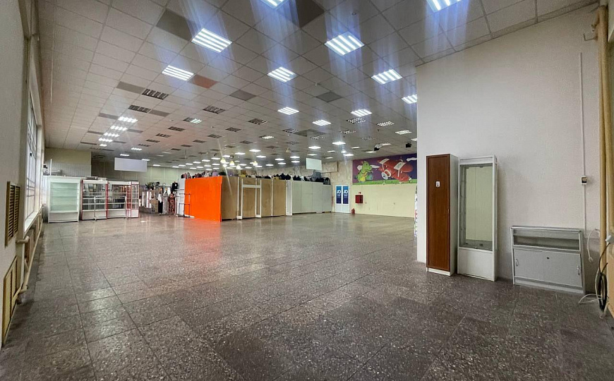 Помещение свободного назначения 254 м² фото