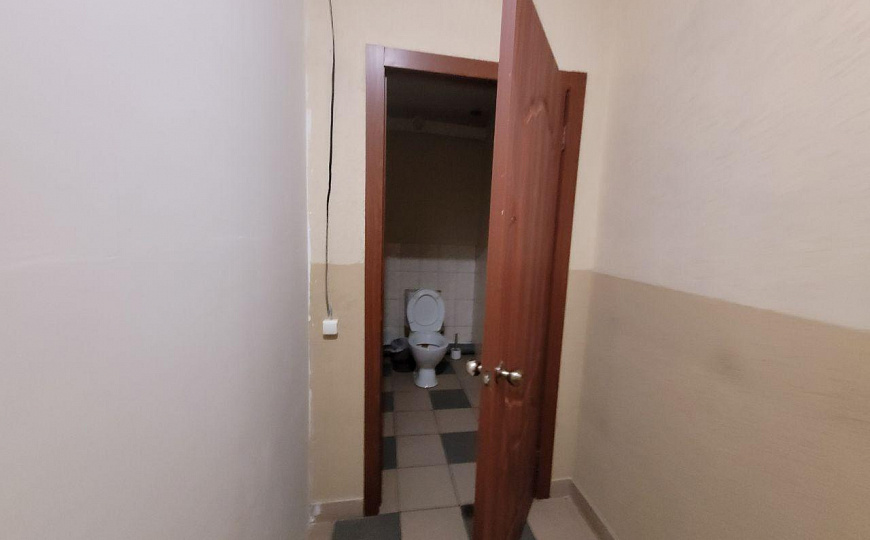 Сдам отдельно стоящее здание, 377 м² фото