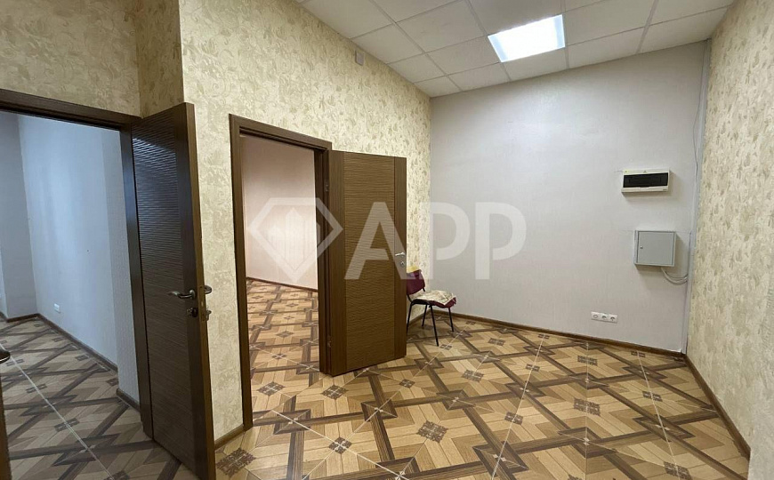 Сдам офис на квартале фото