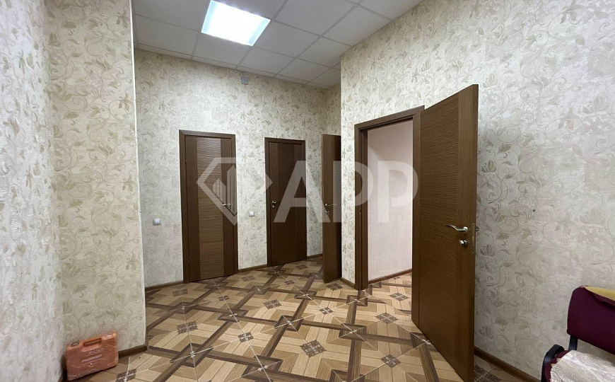 Сдам офис на квартале фото