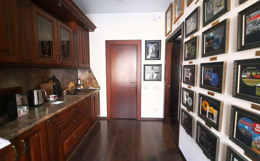 Сдам помещение свободного назначения, 166,2 м² фото