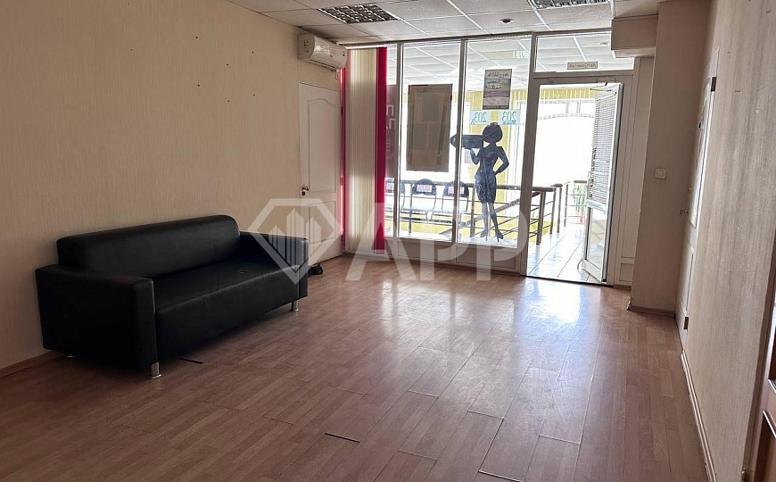 Продам офисный центр фото