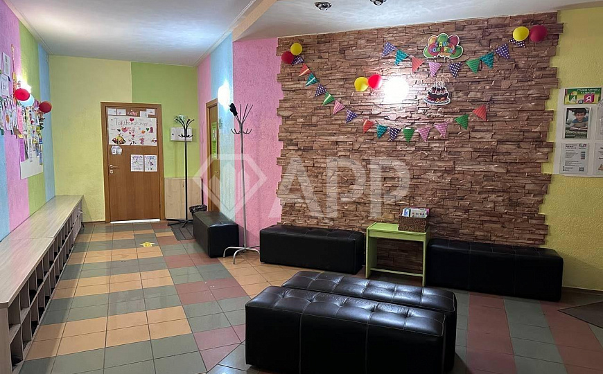 Продам офисный центр фото
