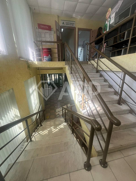 Продам офисный центр фото