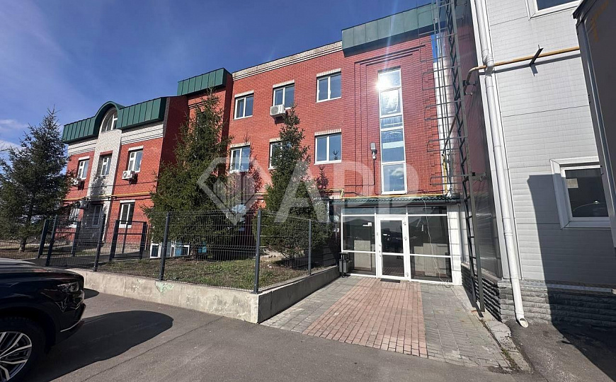 Сдам офисное помещение, 300 м² фото
