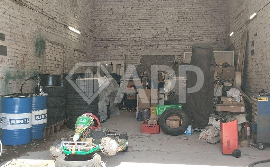 Гаражные боксы с офисом фото
