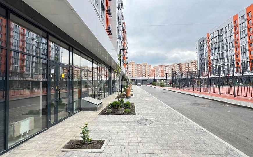 Сдаю торговое помещение, 32 м² фото