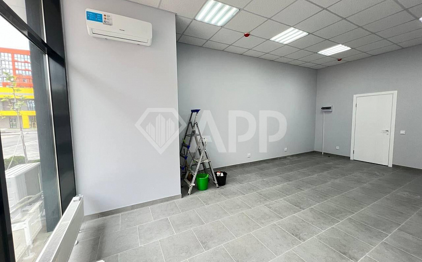Сдаю торговое помещение, 32 м² фото