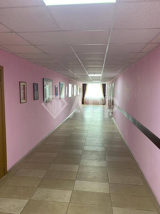 Сдам бизнес-центр/офисный центр, 1 000 м² фото