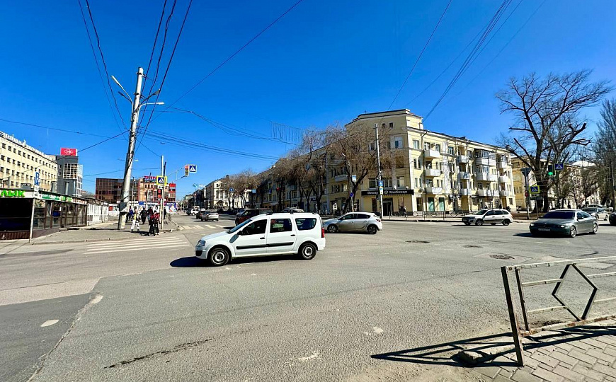 Продажа 125 м2 на 1 линии ул.Спортивной фото