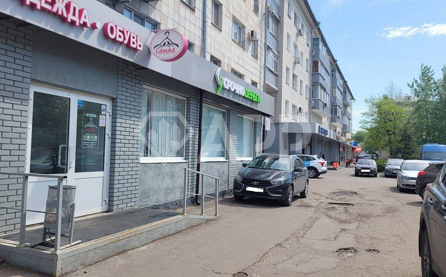 Ул. Декабристов Торговая площадь 160м²  на хорошем трафике фото