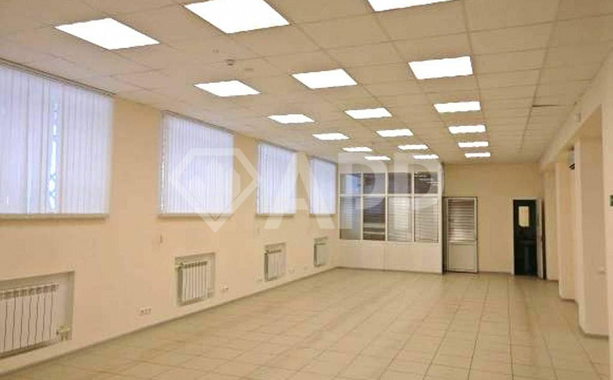 Ул. Декабристов Торговая площадь 160м²  на хорошем трафике фото