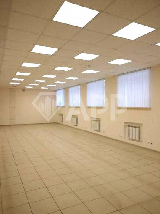 Ул. Декабристов Торговая площадь 160м²  на хорошем трафике фото