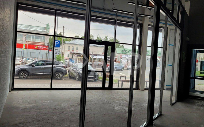 Помещения для бизнеса ТЦ «Взлетный» от 12 до 557 кв.м. фото
