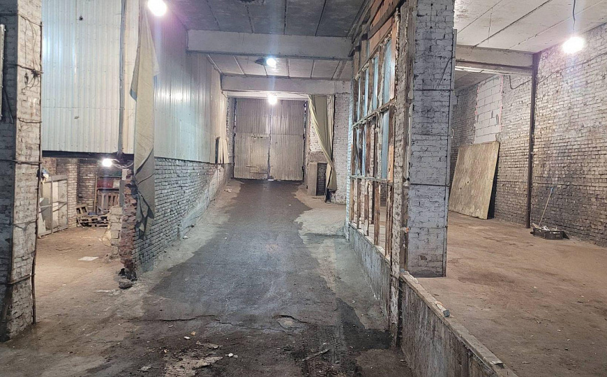 Продается склад 1427м² ул. Гвардейская 53 фото