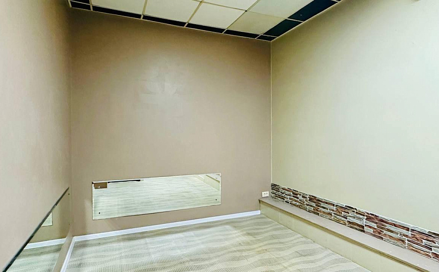 Сдам ПСН, 80м², с отдельным входом, рядом с МКДЦ фото