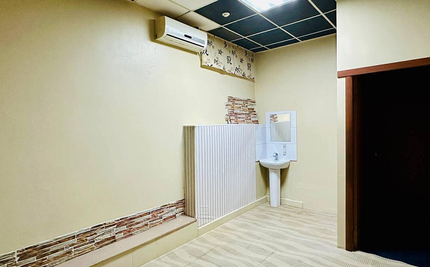 Сдам ПСН, 80м², с отдельным входом, рядом с МКДЦ фото
