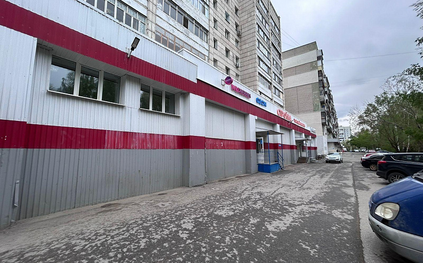 Сдам торговое помещение, 90 м² фото