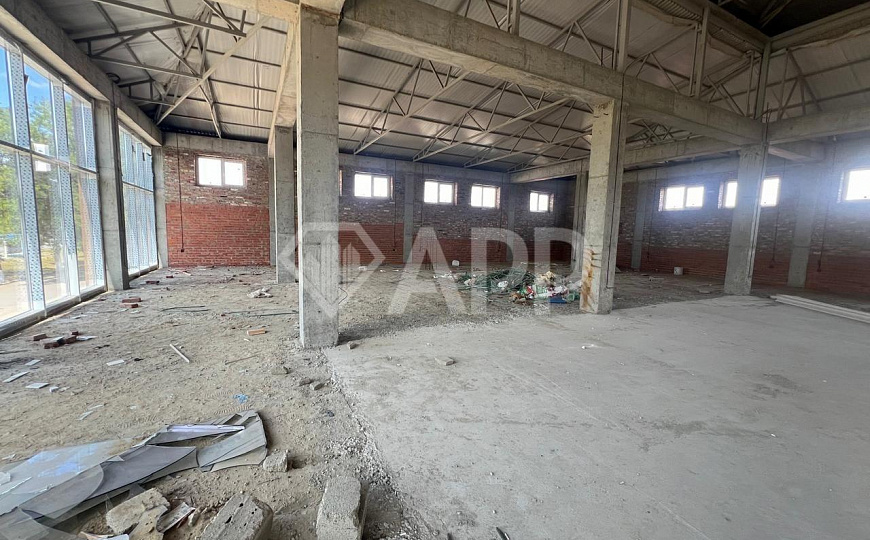 Сдам помещение свободного назначения, 420 м² фото