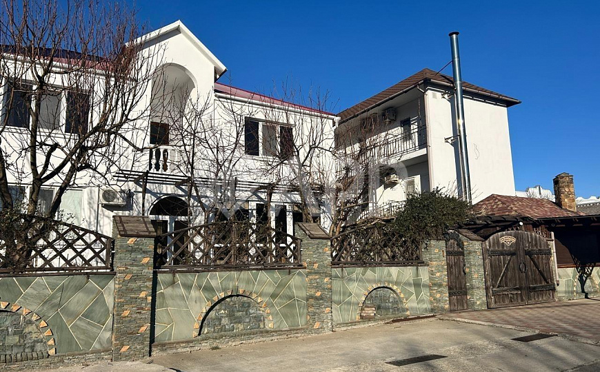 Продаю гостиницу и жилой дом, 640 м² фото