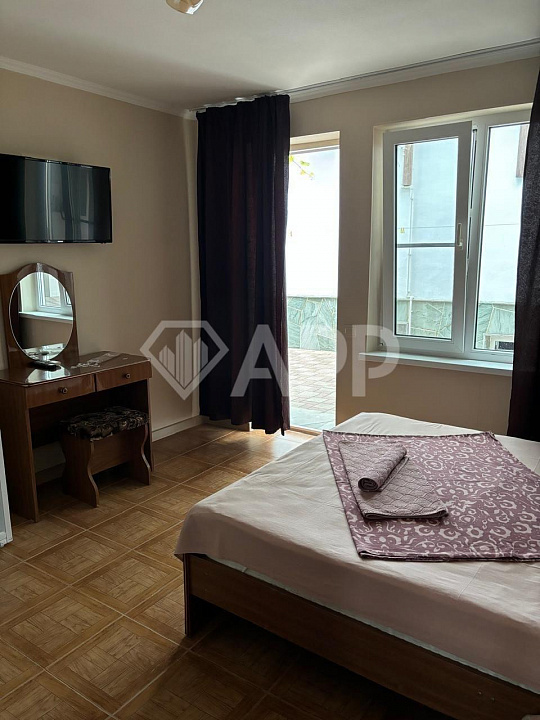 Продаю гостиницу и жилой дом, 640 м² фото