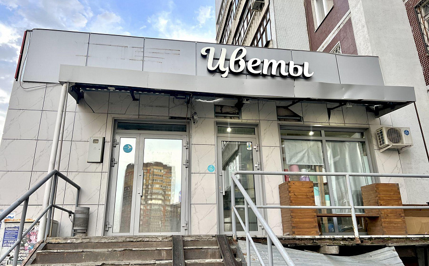 Сдаю помещение свободного назначения, с высоким трафиком 114м² идеально под кафе. фото