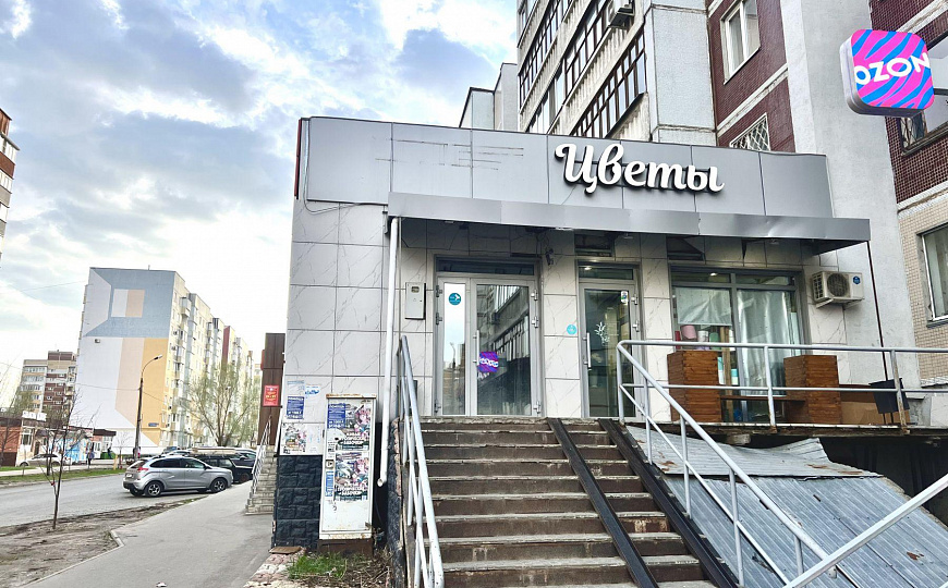 Сдаю помещение свободного назначения, с высоким трафиком 114м² идеально под кафе. фото