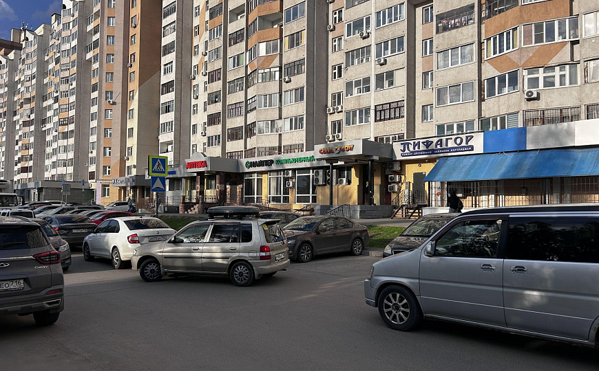 Сдам помещение на 1 линии с парковкой  фото