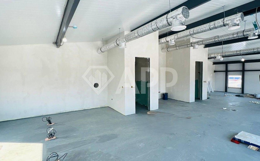 Сдаю складское помещение, 1 000 м² фото