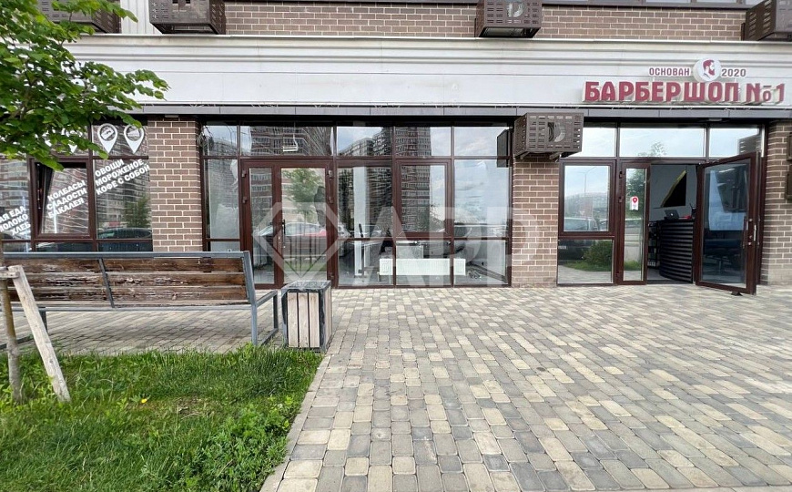 Сдаю торговое помещение, 78 м² фото