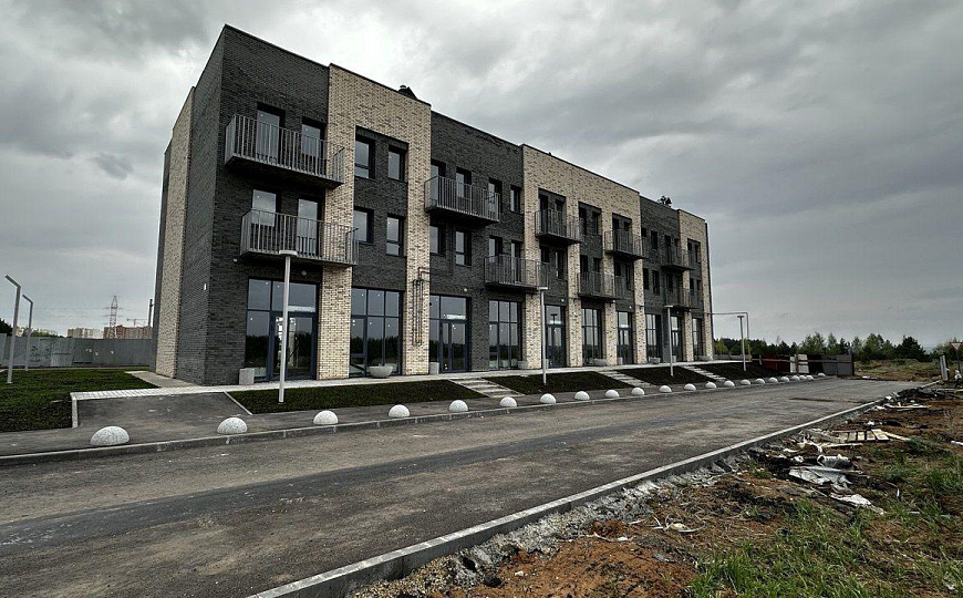 Продаю нежилые коммерческие помещения 120 м²  в новом ЖК "Жемчужина"  фото