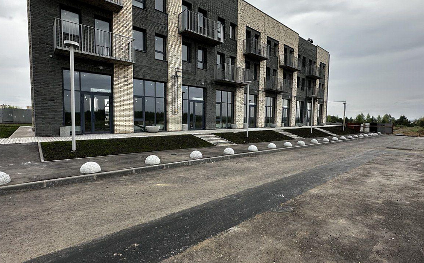 Продаю нежилые коммерческие помещения 120 м²  в новом ЖК "Жемчужина"  фото