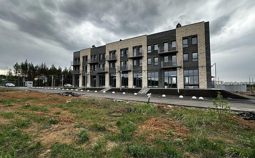 Продаю нежилые коммерческие помещения 120 м²  в новом ЖК "Жемчужина"  фото