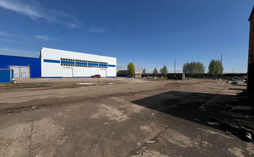 Производственное помещение, 1 300 м² фото