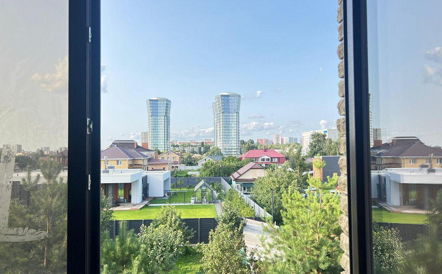Сдам отдельно стоящее 4х этажное здание в центре города 1000 м² фото