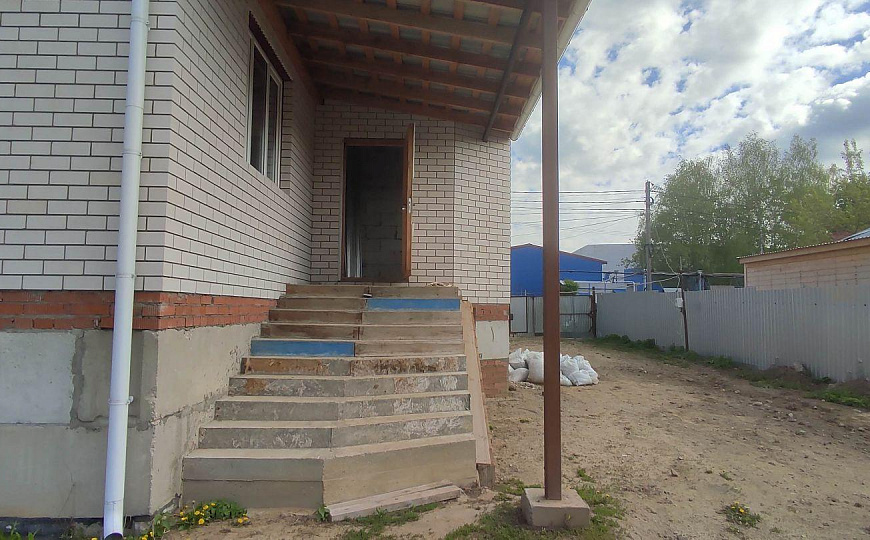 Сдам в аренду здание (ПСН 400 м²) с земельным участком фото