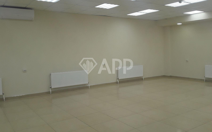 Сдам торговое помещение общей площадью 202 м² на втором этаже фото