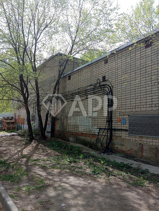 Продажа здания с арендатором фото