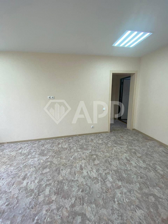 Помещения в ЖК «Светлый» 1 этаж 40-80м² фото