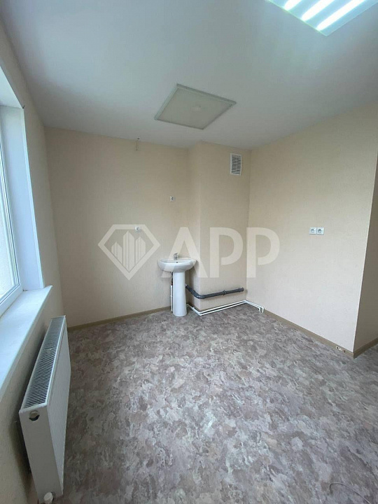 Помещения в ЖК «Светлый» 1 этаж 40-80м² фото