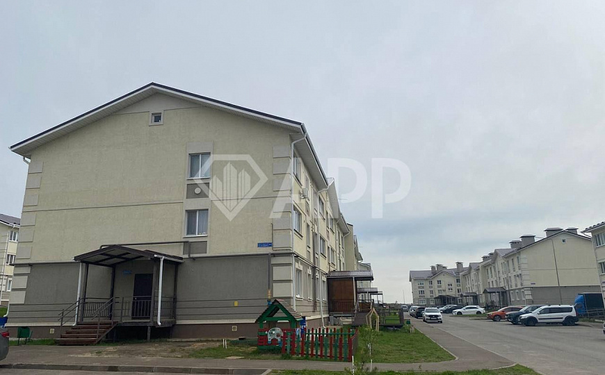 Помещения в ЖК «Светлый» 1 этаж 40-80м² фото