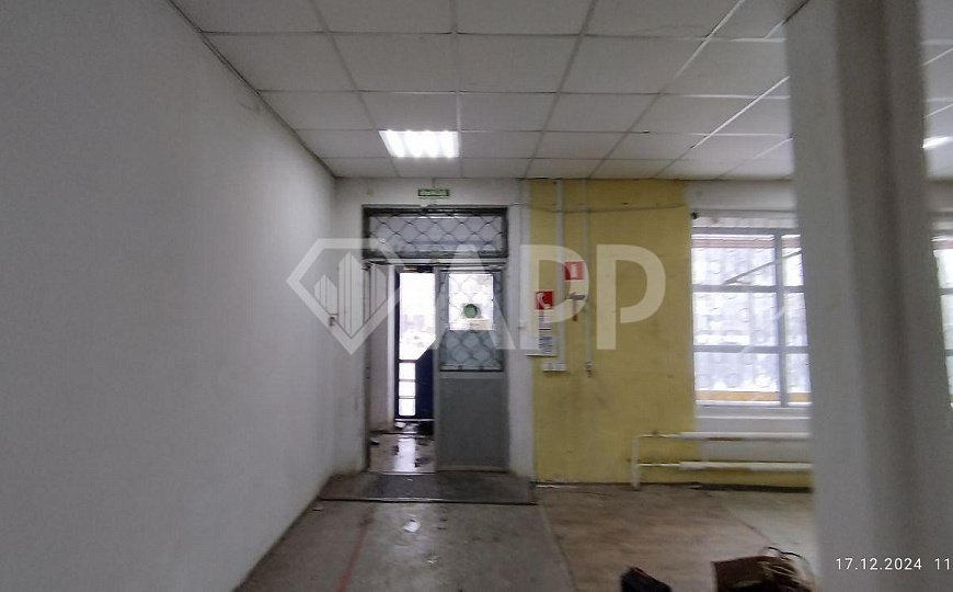 Торговые площади в аренду на центральной улице города Волжск фото