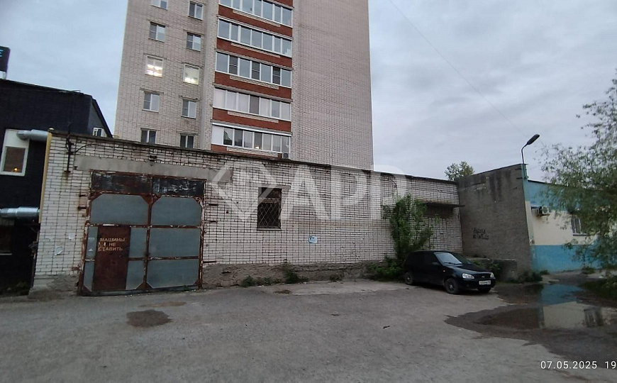 Торговые площади в аренду на центральной улице города Волжск фото