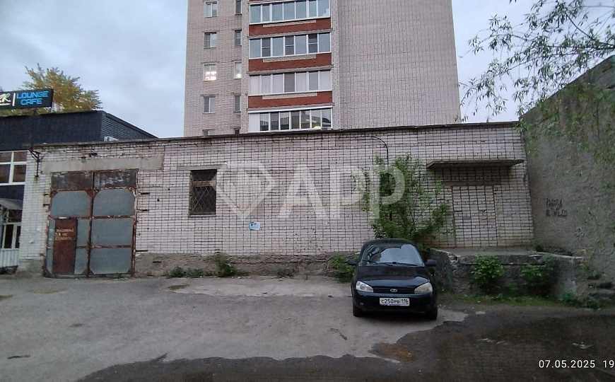 Торговые площади в аренду на центральной улице города Волжск фото