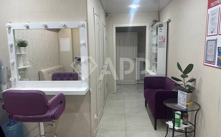Продается помещение свободного назначения фото