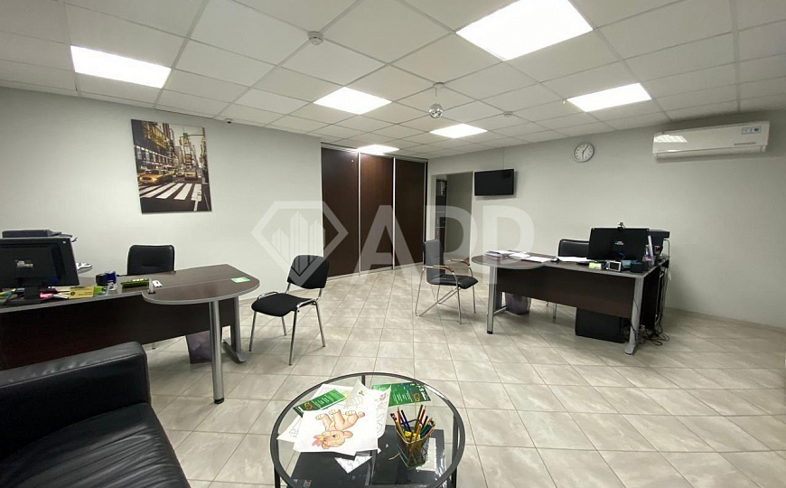 Торговое помещение е на высоком трафике, 57,5 м² фото